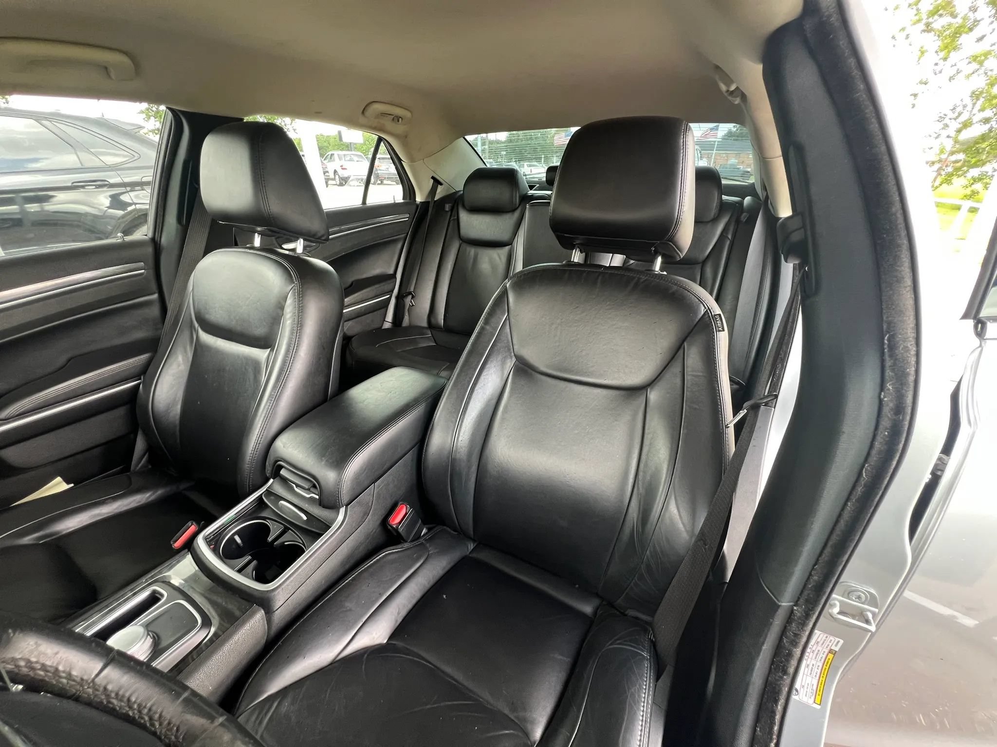 Used 2020 Chrysler 300 Touring L w/ Quick Order Package 2EF RWD image 5
