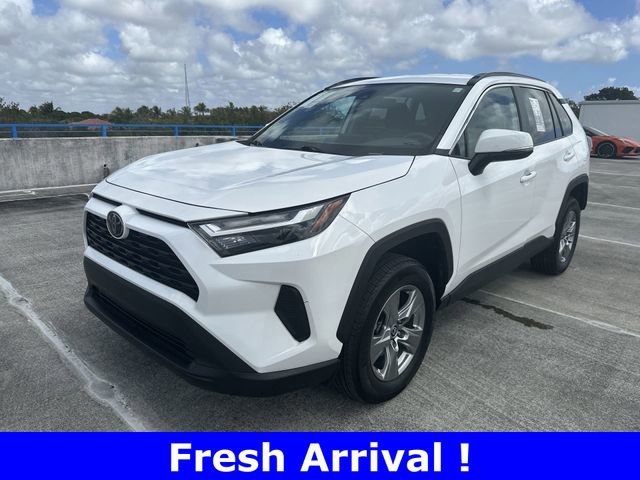 Used 2023 Toyota RAV4 XLE image 31
