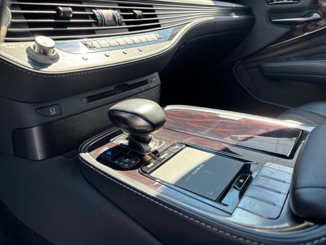 Used 2018 Lexus LS 500 AWD w/ Luxury Package image 20