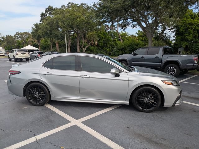 Used 2021 Toyota Camry XSE w/ Navigation Package FWD image 3