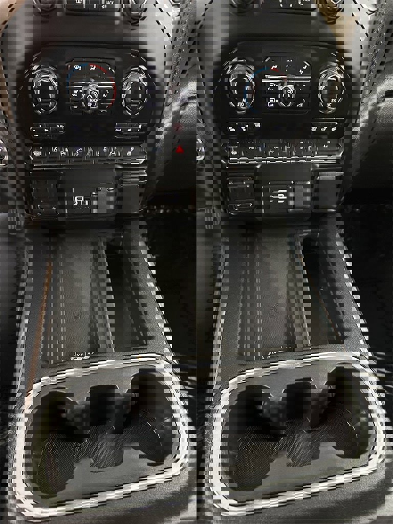 Used 2023 Chevrolet Silverado 3500 High Country image 22