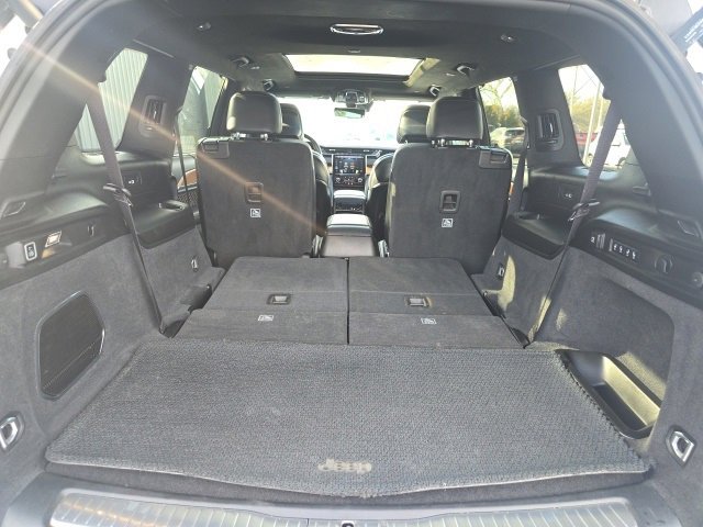 Used 2023 Jeep Grand Cherokee L Summit image 27