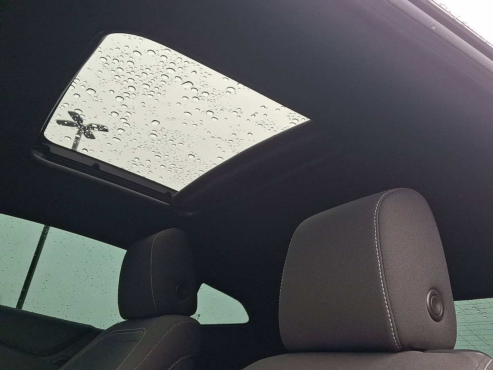 Certified 2022 Chevrolet Camaro LT w/ RS Package image 21