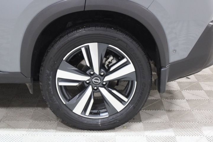 Used 2023 Nissan Rogue SL w/ SL Premium Package image 38