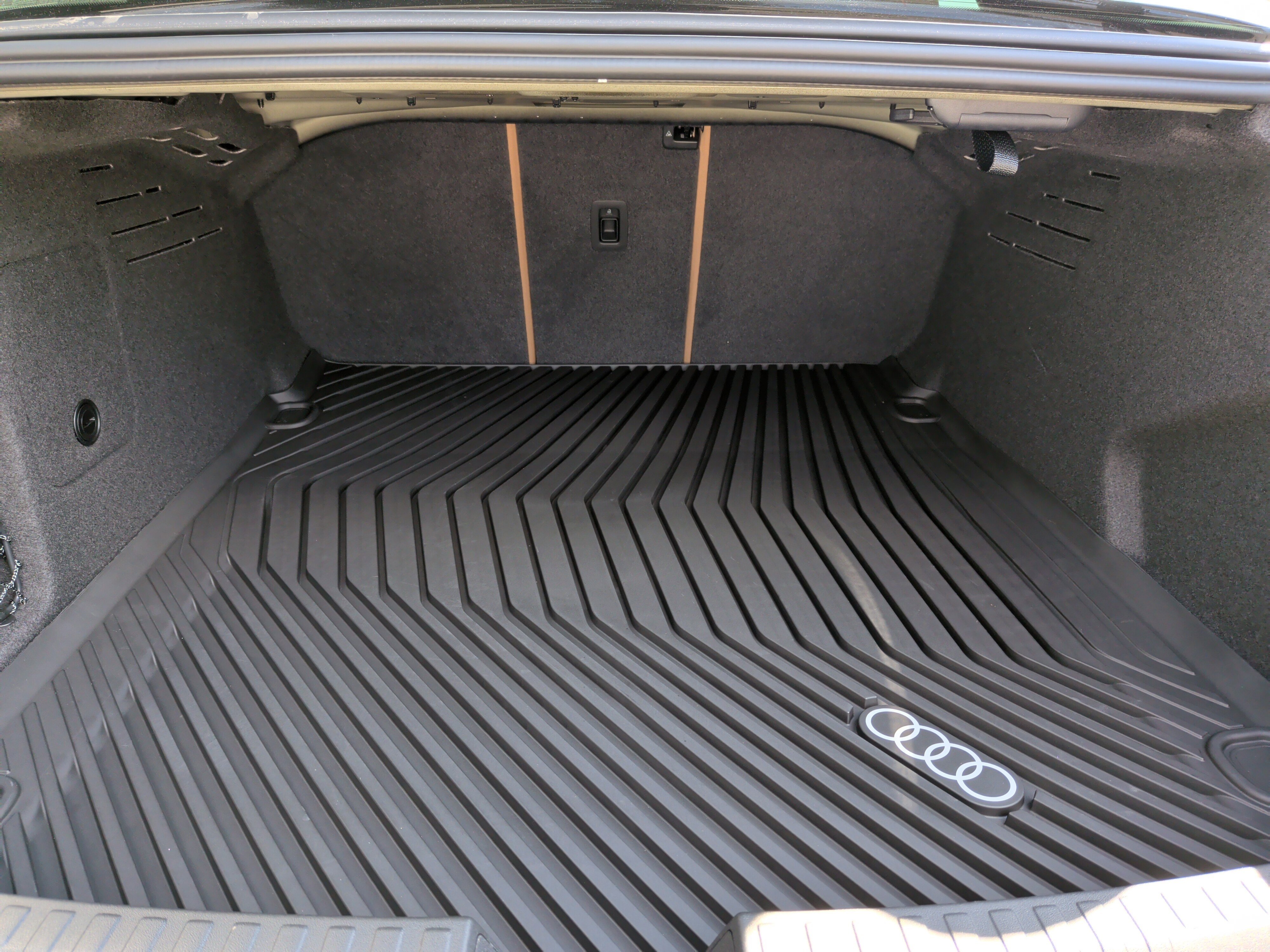 Used 2026 Audi A6 Premium Plus image 35