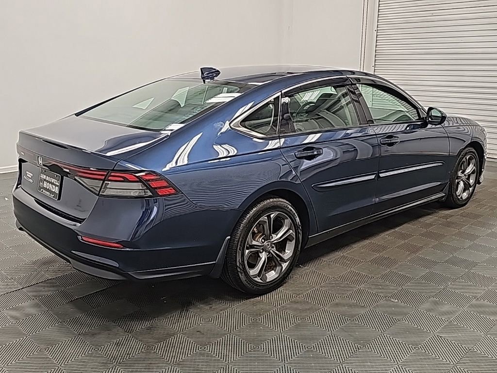 Used 2023 Honda Accord EX image 9