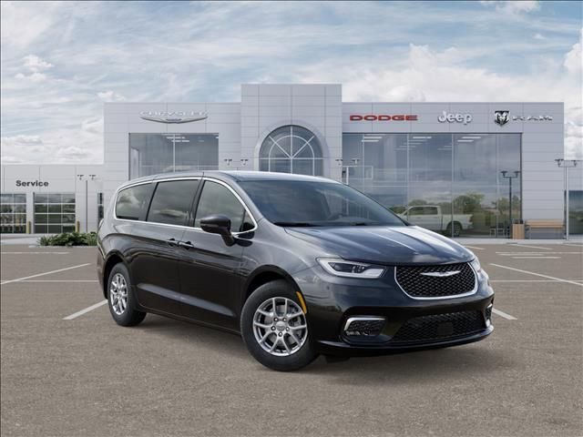 New 2026 Chrysler Pacifica Select image 5