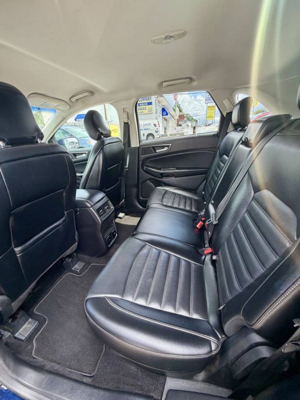 Used 2016 Ford Edge SEL w/ Equipment Group 201A AWD/4WD image 19