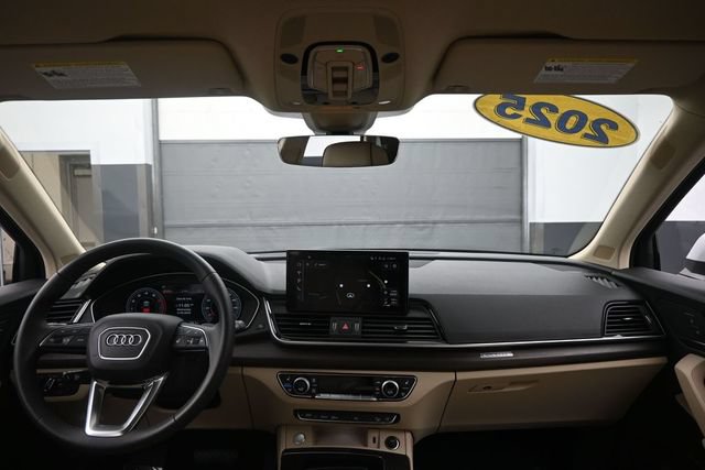 Used 2025 Audi Q5 2.0T Premium Plus w/ Premium Plus Package AWD/4WD image 23