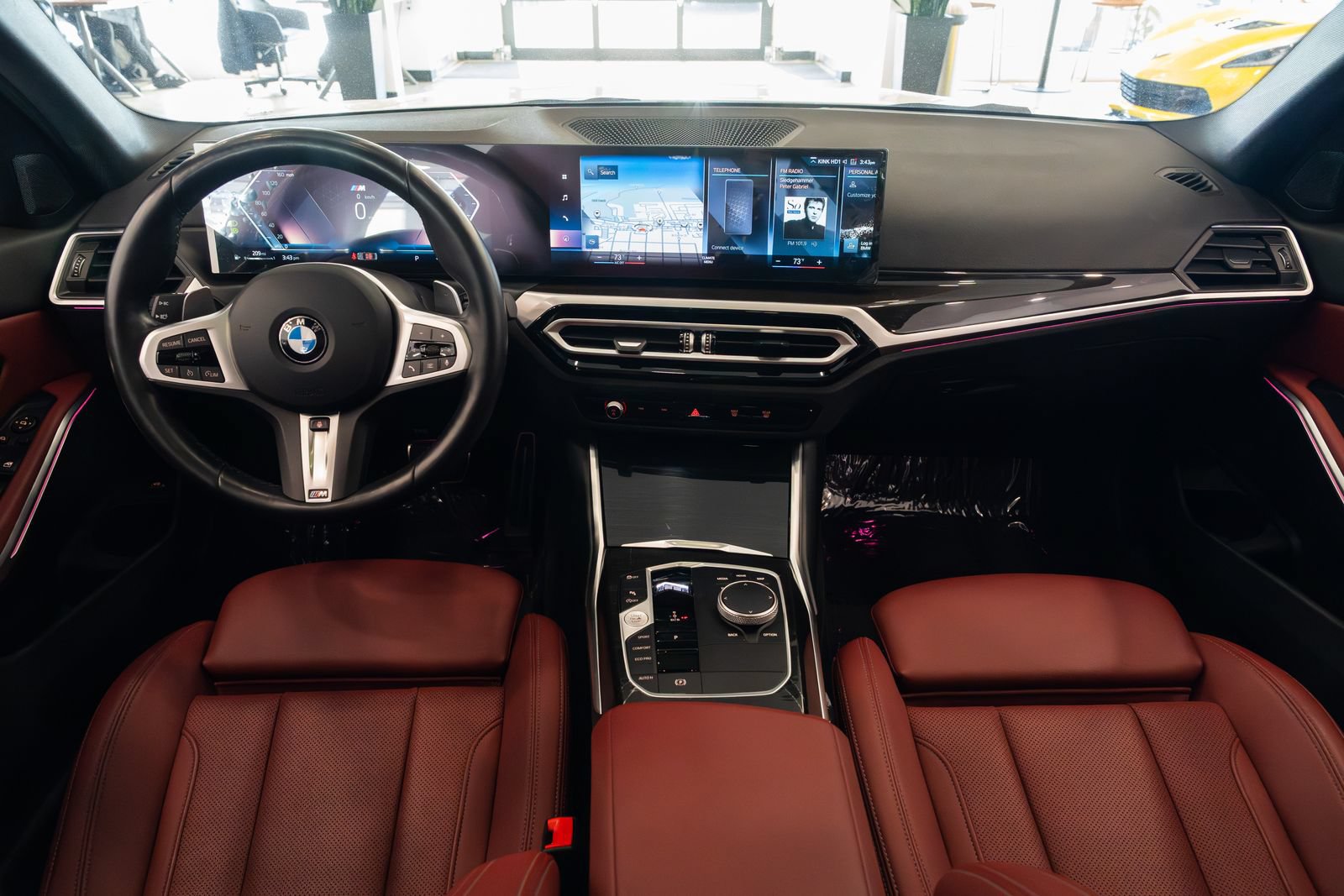 Used 2024 BMW 330i Sedan w/ M Sport Package RWD image 9