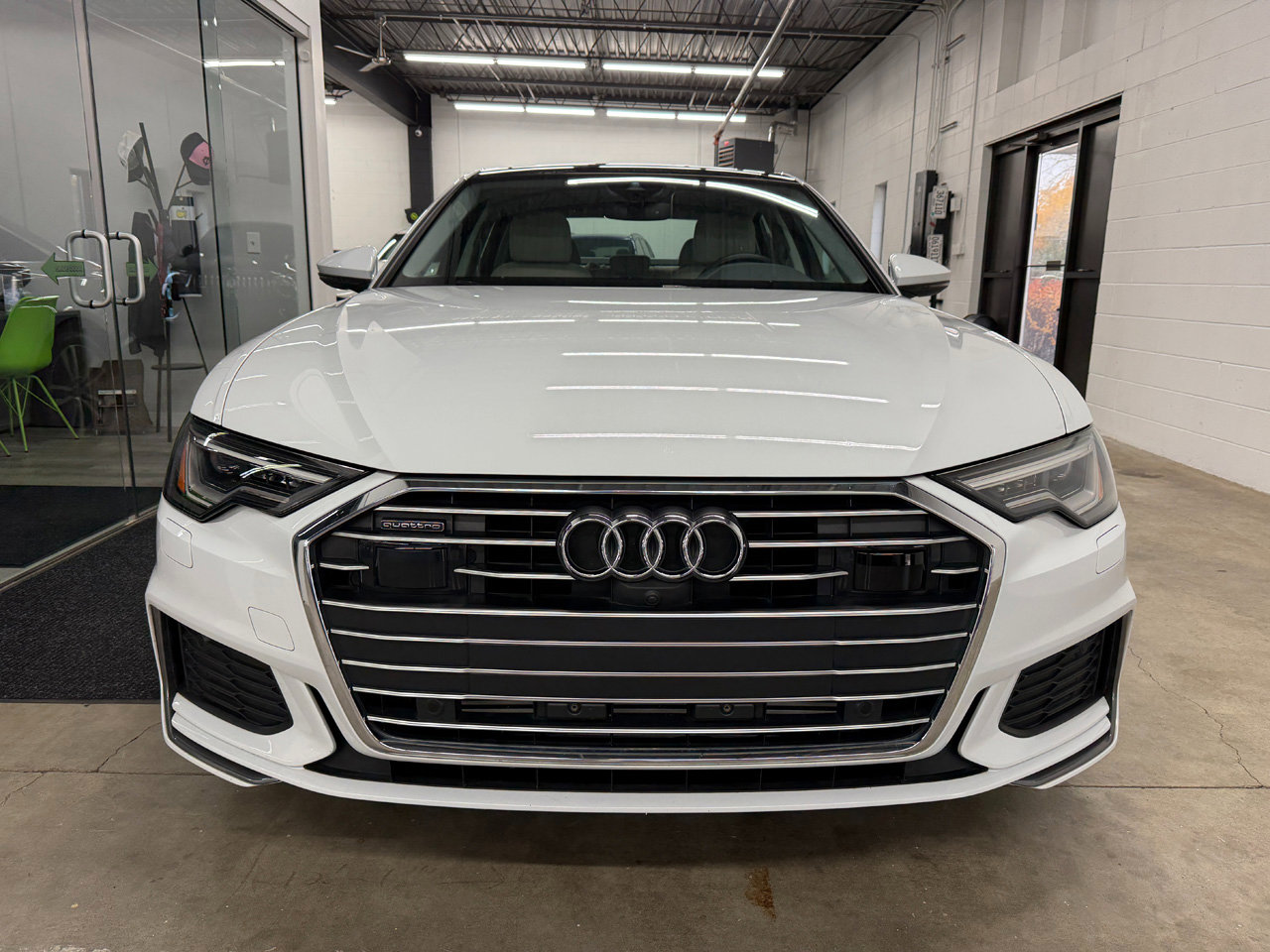 Used 2022 Audi A6 Premium Plus image 2