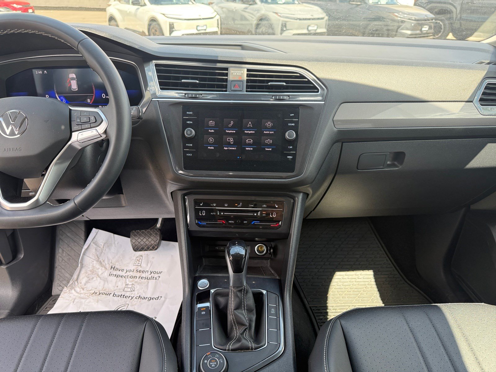 Used 2023 Volkswagen Tiguan SE AWD/4WD image 19