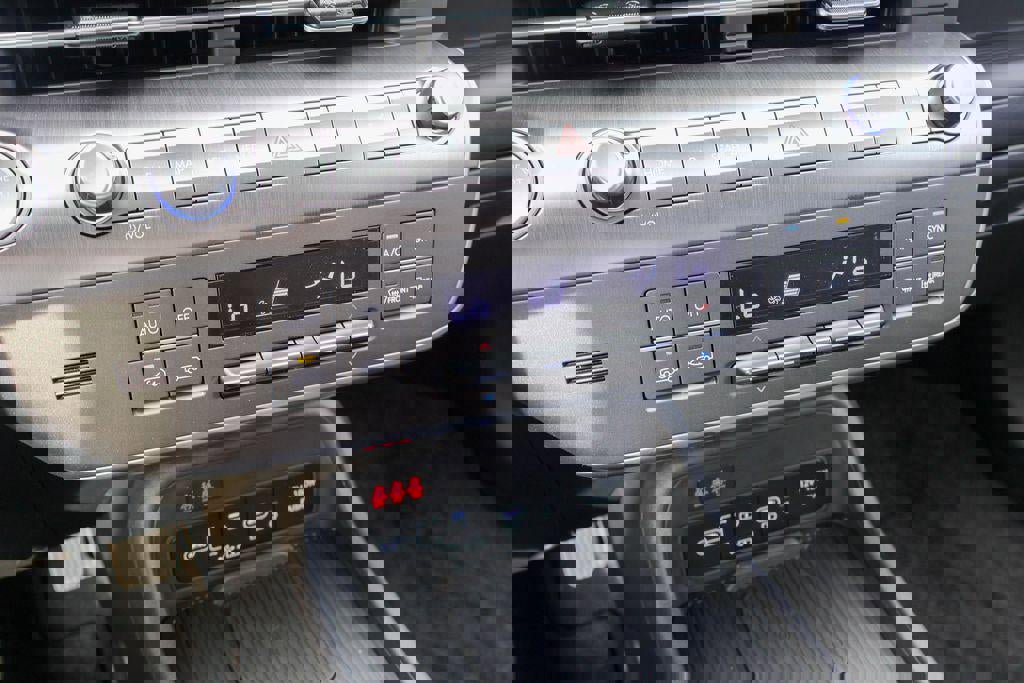 New 2026 Hyundai Kona SEL Sport image 18