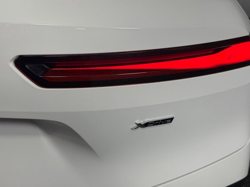 Used 2024 BMW iX xDrive50 w/ Premium Package image 14