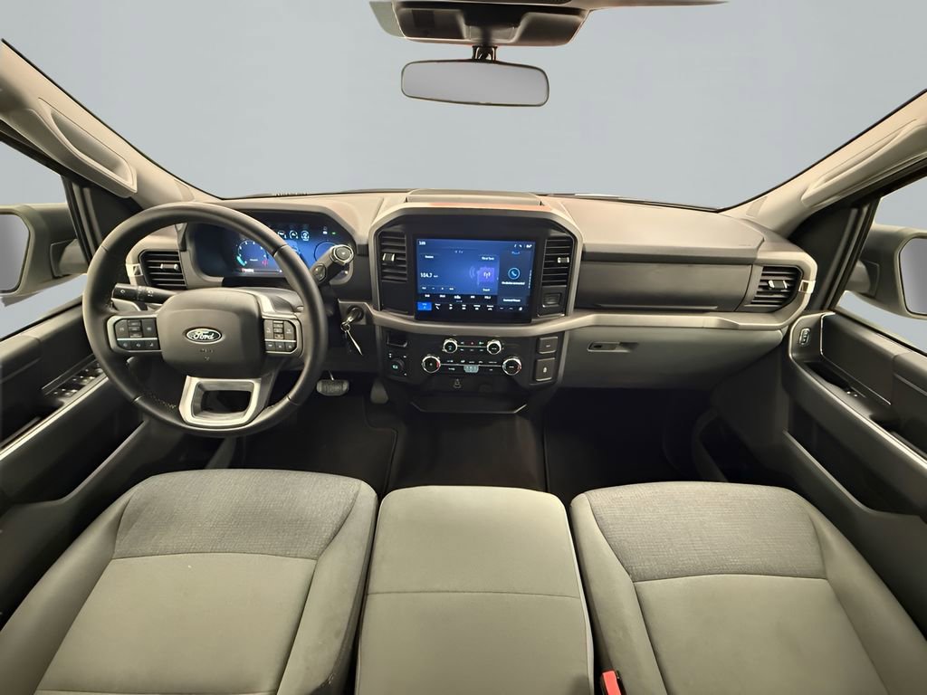 Used 2025 Ford F150 XLT w/ Equipment Group 301A Standard image 12