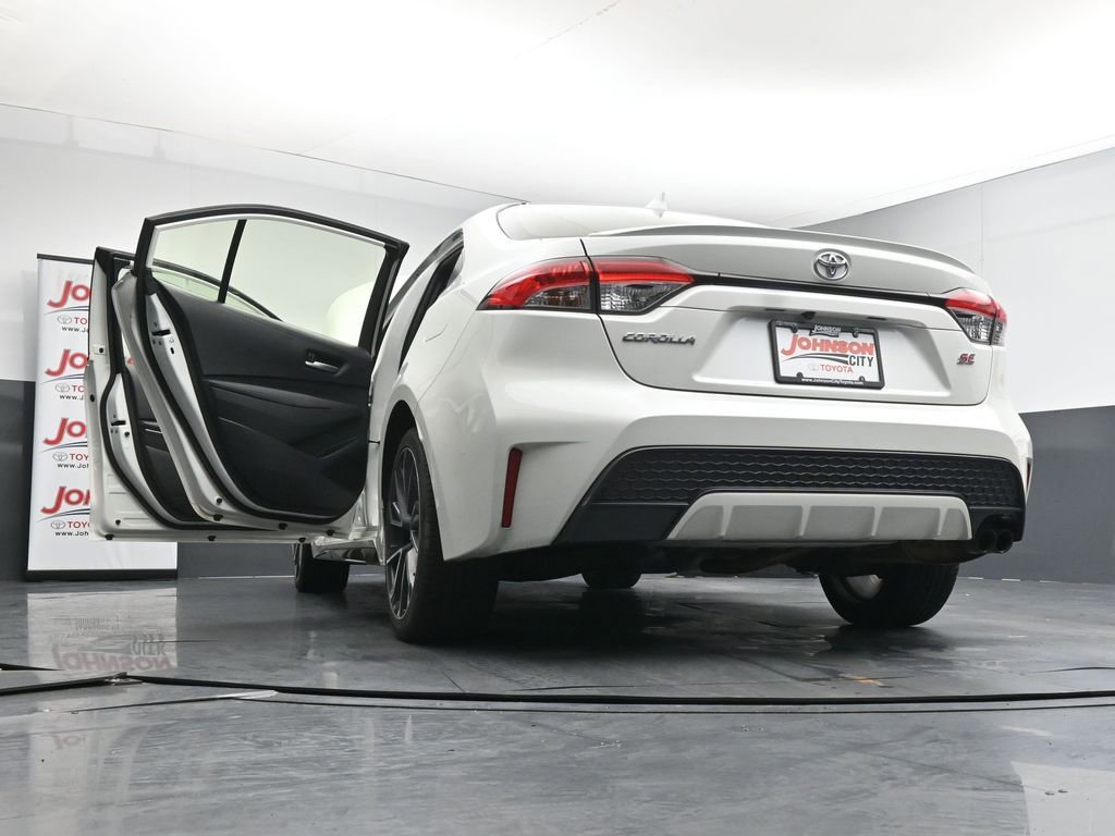Used 2020 Toyota Corolla SE FWD image 44