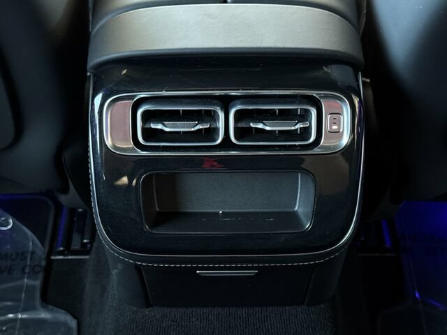 Certified 2025 Mercedes-Benz S 580 4MATIC Sedan image 14