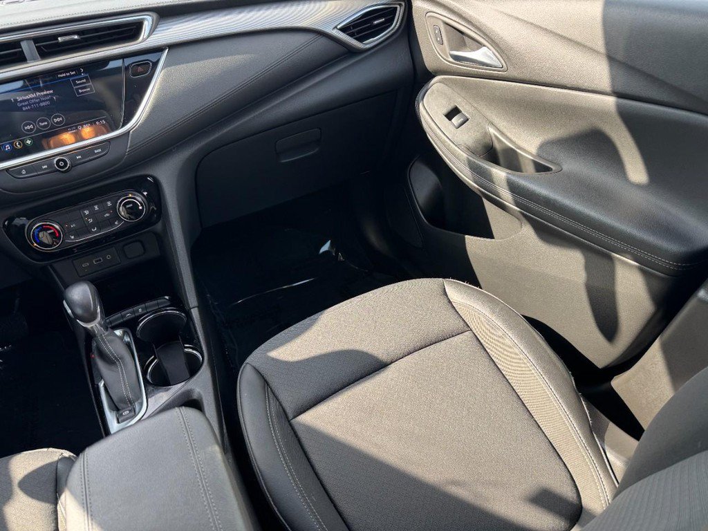 Used 2022 Buick Encore GX Preferred w/ Cold Weather Comfort Package FWD image 18
