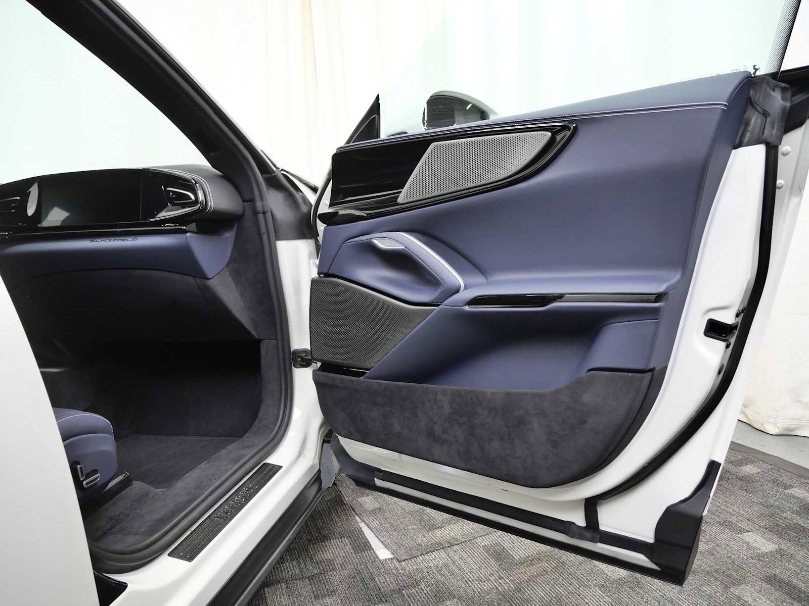 Certified 2024 Ferrari Purosangue image 11