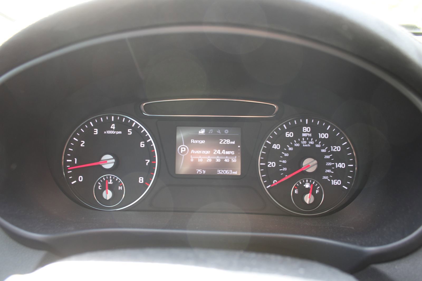 Used 2016 Kia Sorento EX image 28