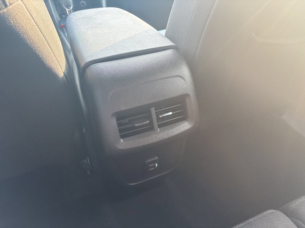 Used 2023 Chevrolet Equinox LT w/ Driver Convenience Package FWD image 21