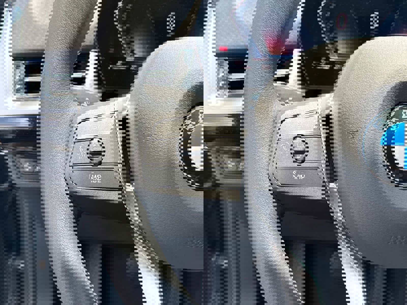 Used 2025 BMW X2 xDrive28i w/ Convenience Package image 23