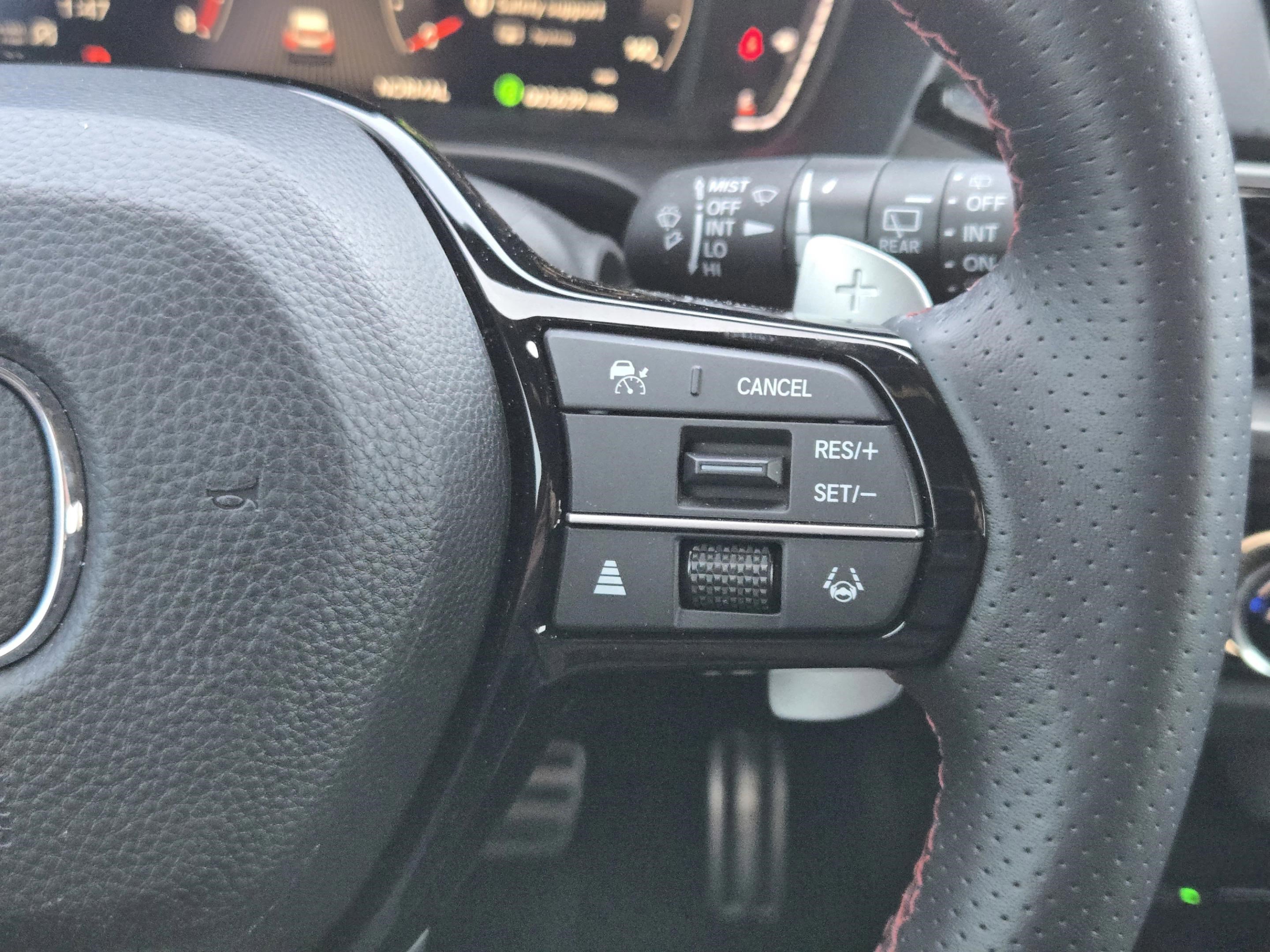 Certified 2025 Acura ADX A-Spec image 19