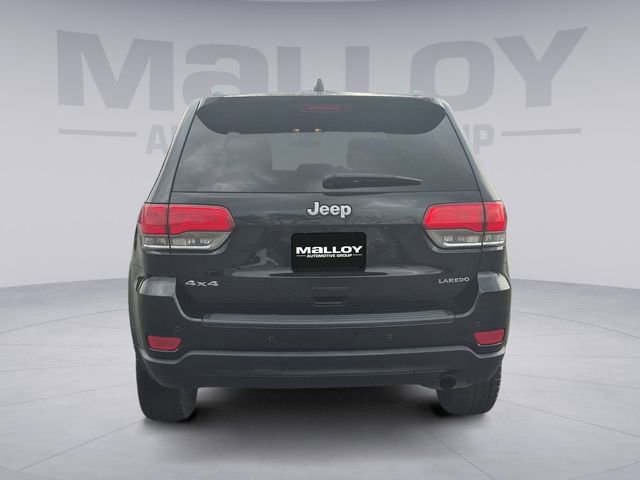Used 2018 Jeep Grand Cherokee Laredo image 4