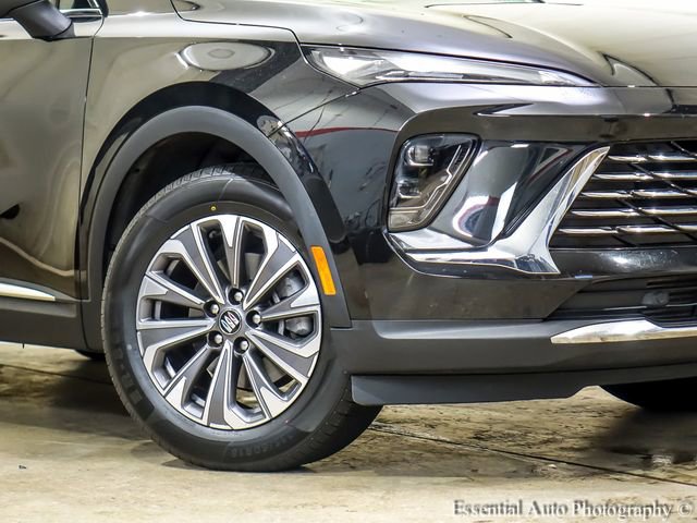 Certified 2024 Buick Envision Preferred AWD/4WD image 3