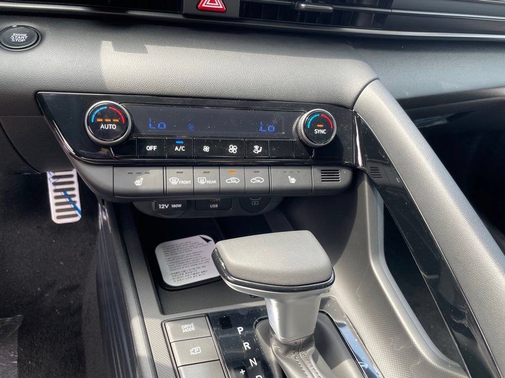 New 2026 Hyundai Elantra SEL Sport Premium FWD image 16