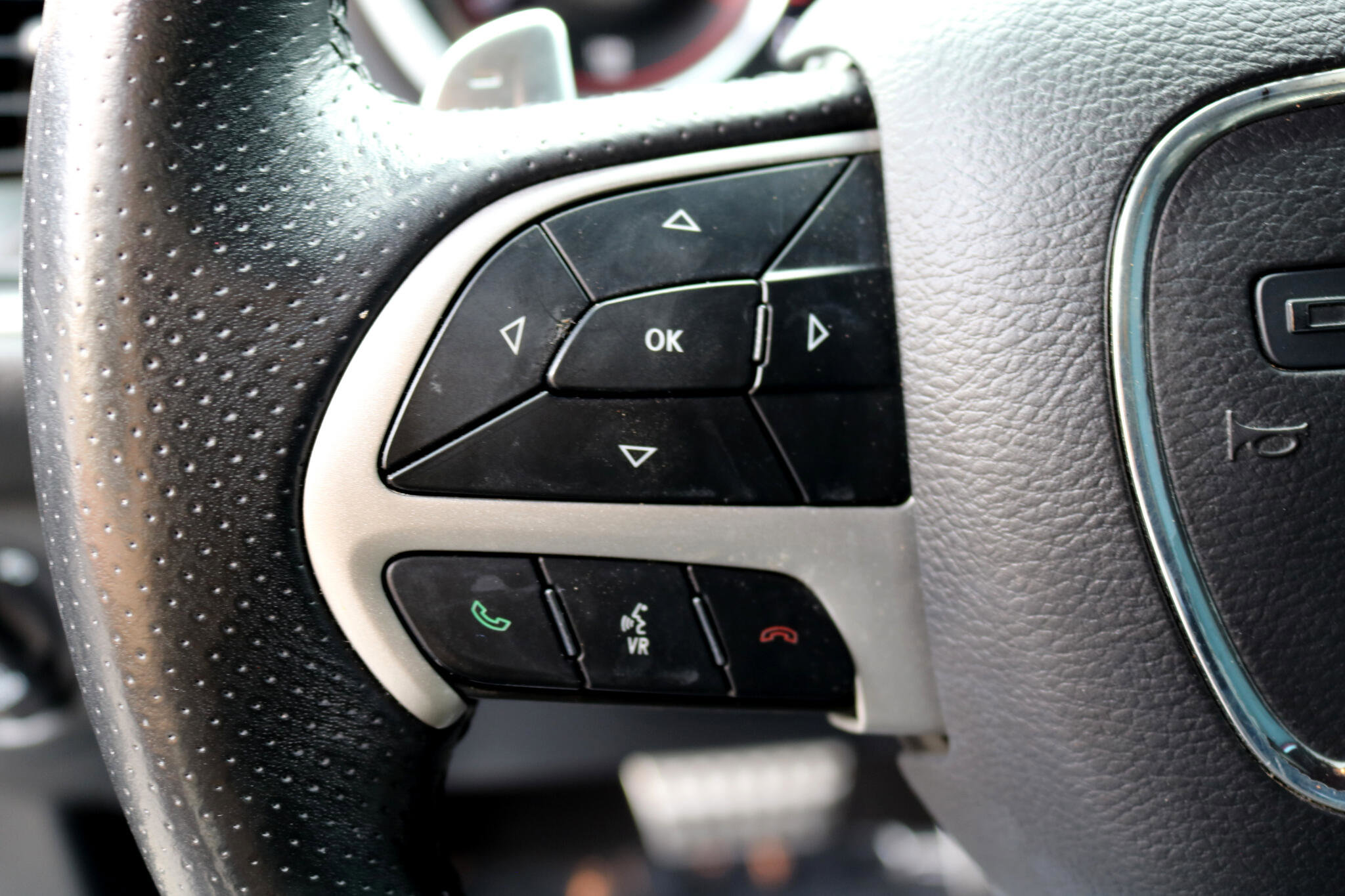 Used 2018 Dodge Challenger R/T Scat Pack w/ Leather Interior Group image 21