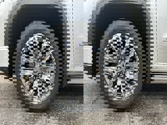 Used 2024 GMC Sierra 1500 Denali AWD/4WD image 10