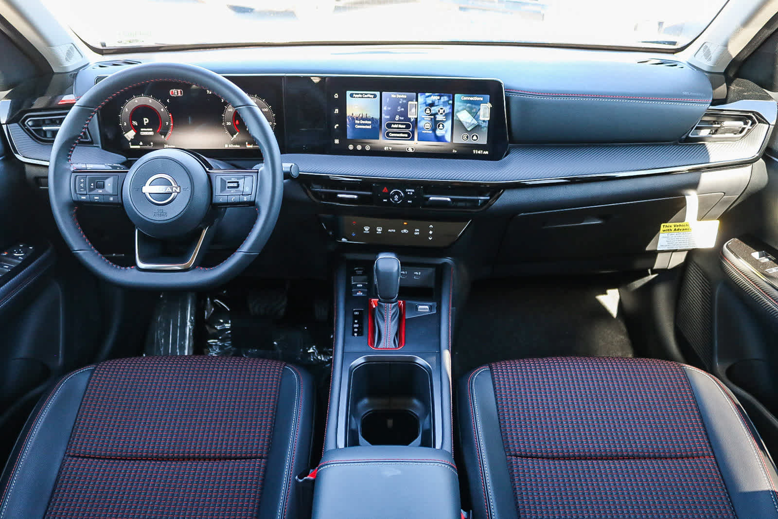 New 2026 Nissan Kicks SR FWD image 14