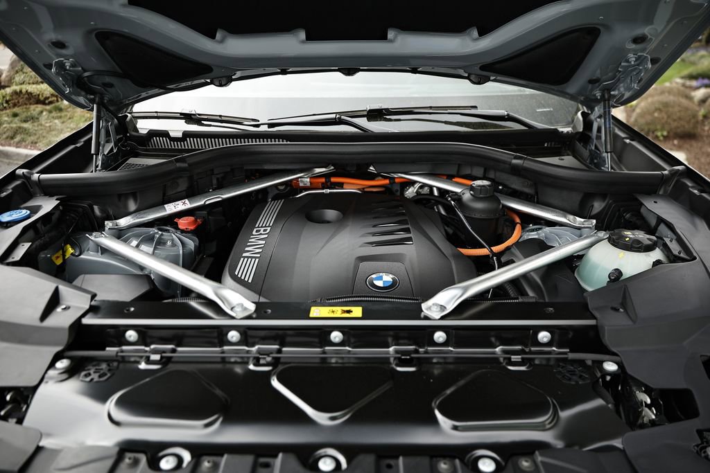 New 2026 BMW X5 xDrive50e w/ Executive Package image 33