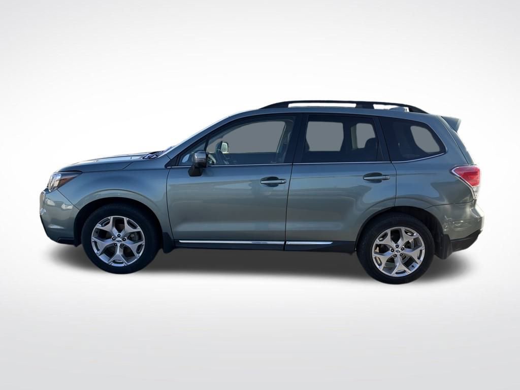 Used 2017 Subaru Forester 2.5i Touring image 3