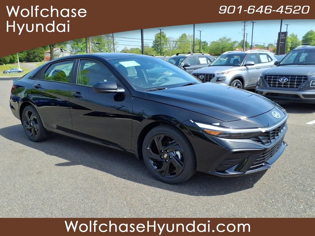 New 2026 Hyundai Elantra Sport FWD image 7