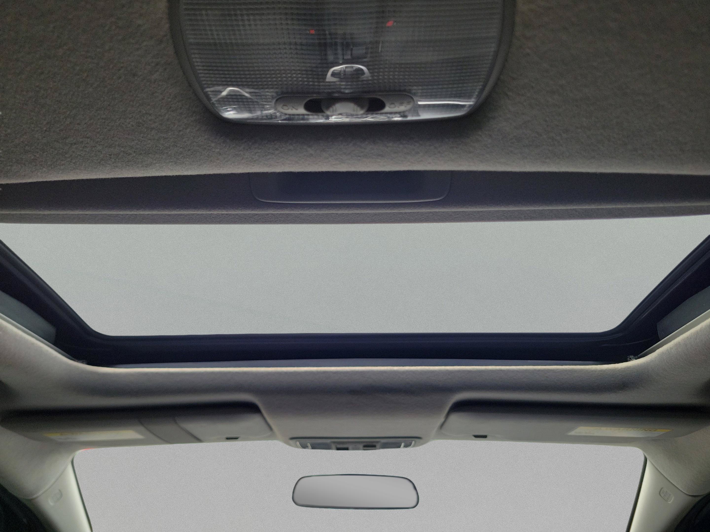 Used 2015 Honda Fit EX image 11