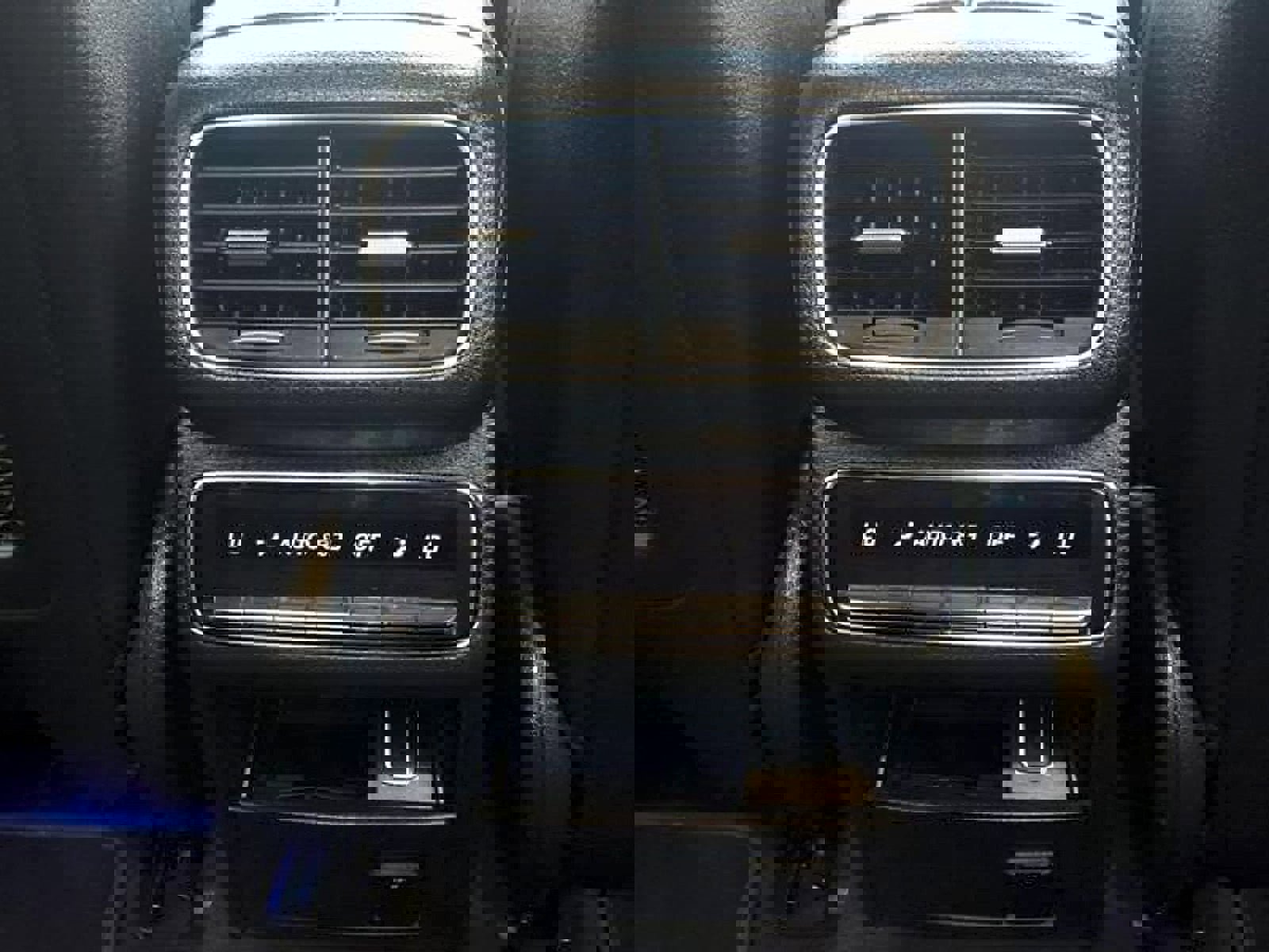 Used 2021 Mercedes-Benz GLE 450 4MATIC image 33