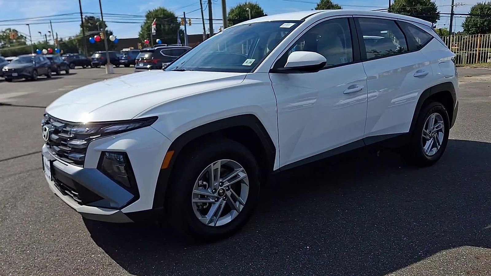 Used 2025 Hyundai Tucson SE image 4