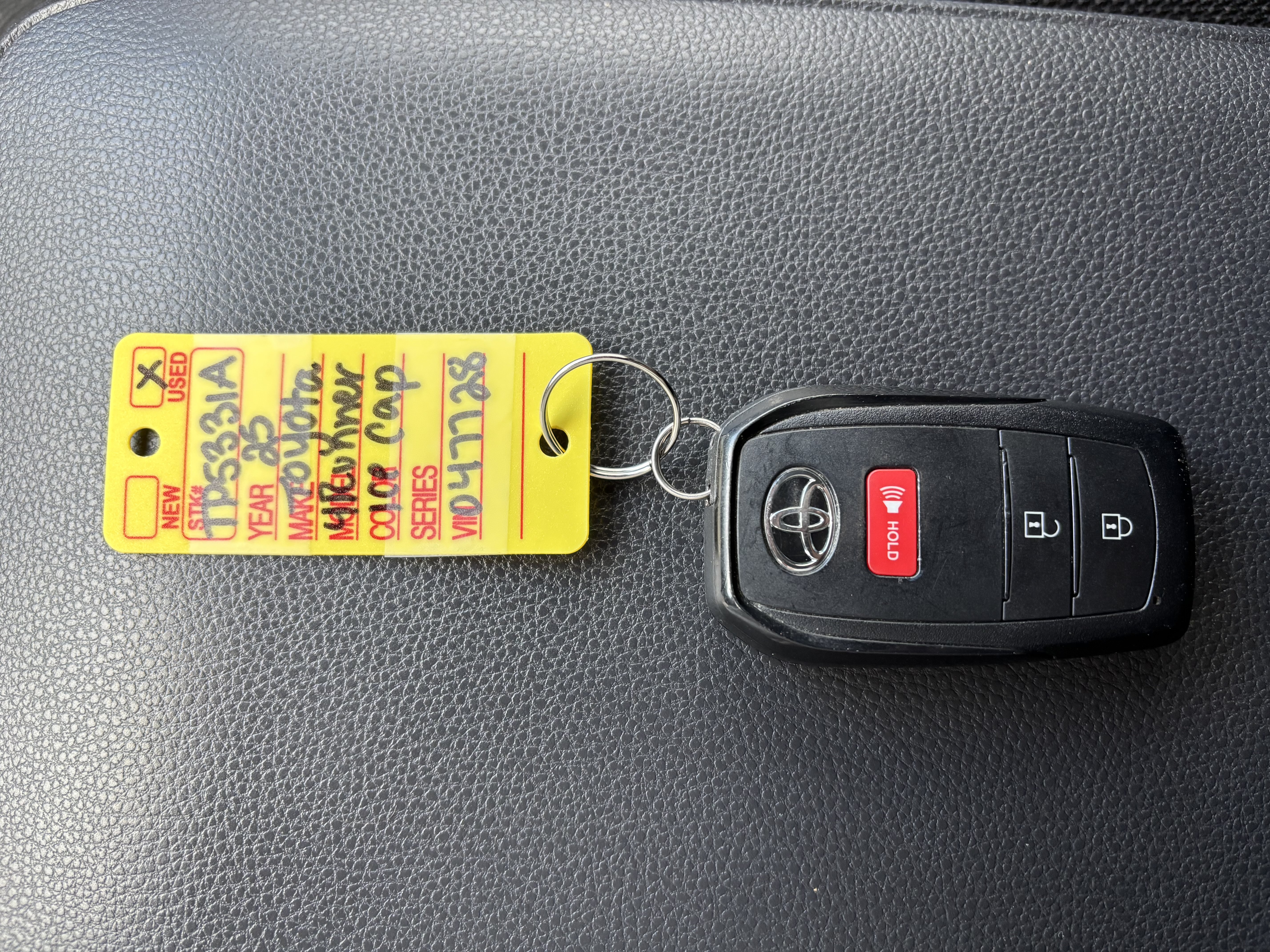Certified 2025 Toyota 4Runner SR5 AWD/4WD image 28