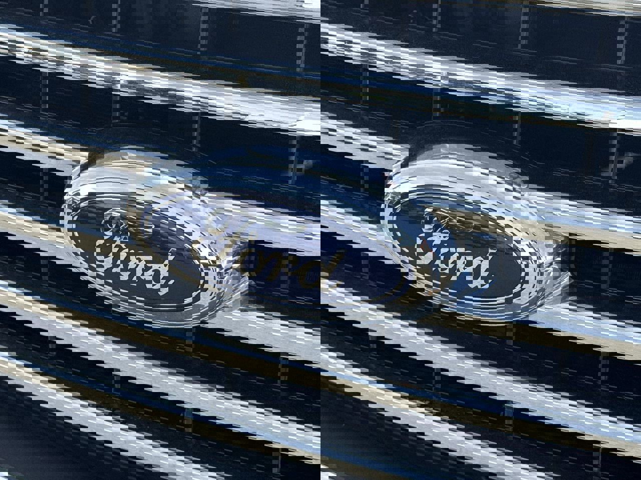 Used 2015 Ford F150 XLT w/ Equipment Group 301A Mid image 26