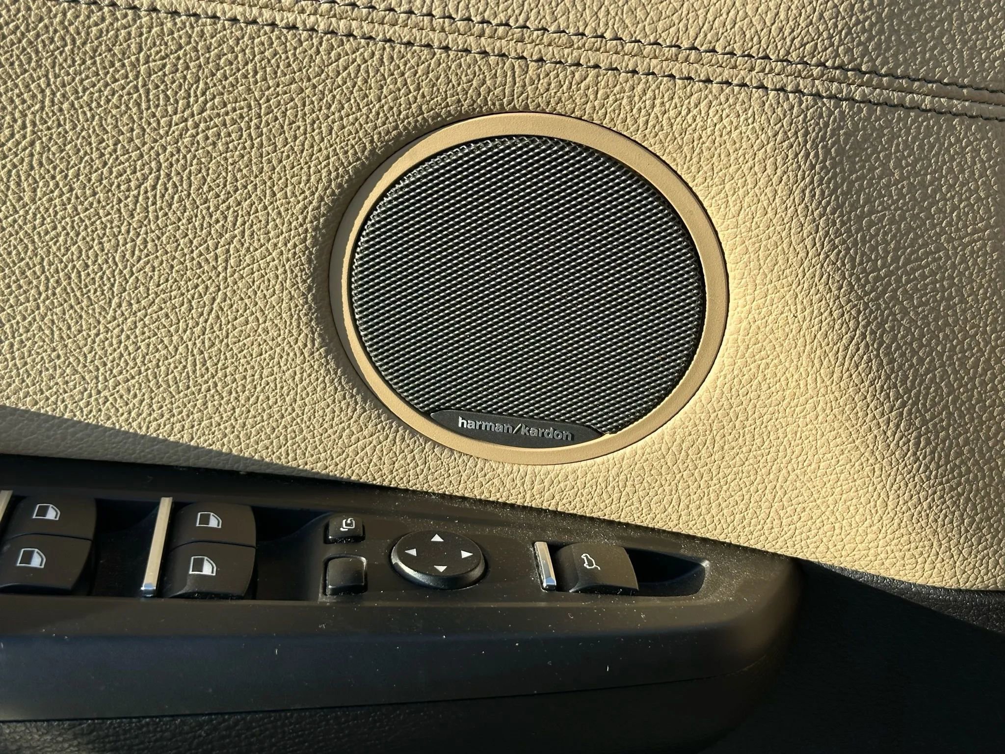 Used 2018 BMW X4 xDrive28i image 34