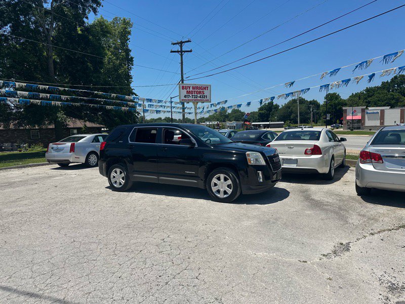 Used 2011 GMC Terrain SLE image 3