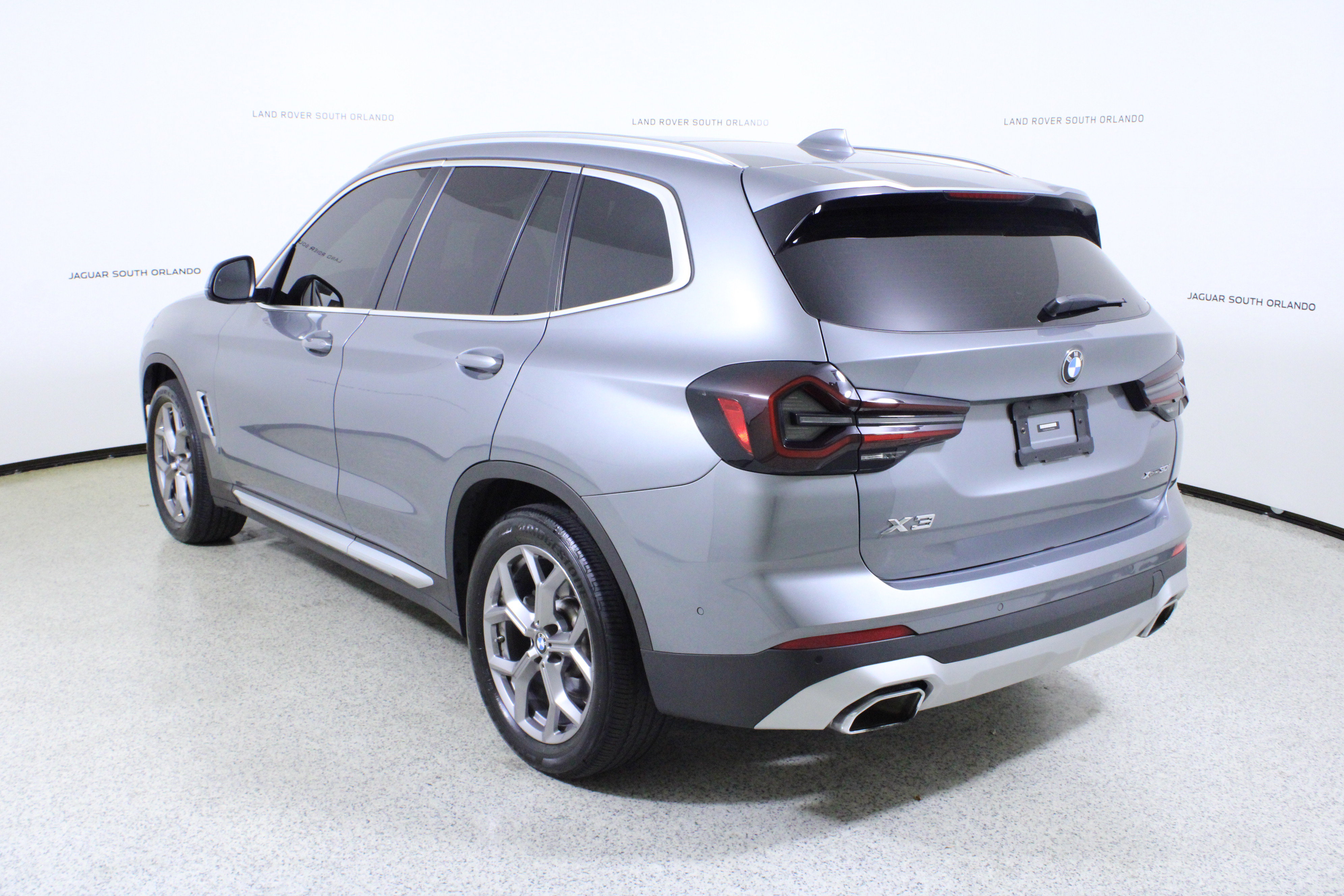 Used 2023 BMW X3 xDrive30i image 5