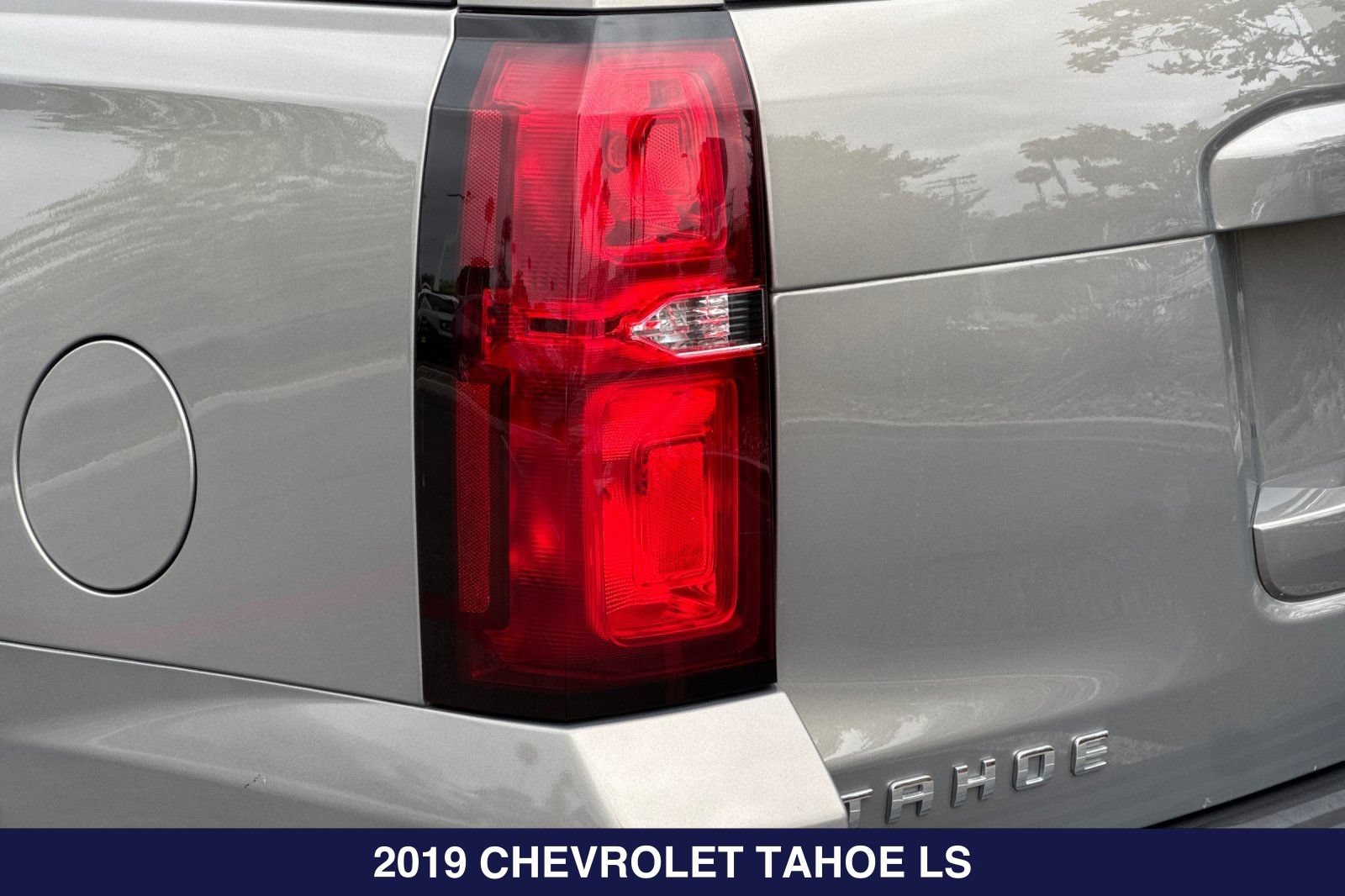 Used 2019 Chevrolet Tahoe LS RWD image 28