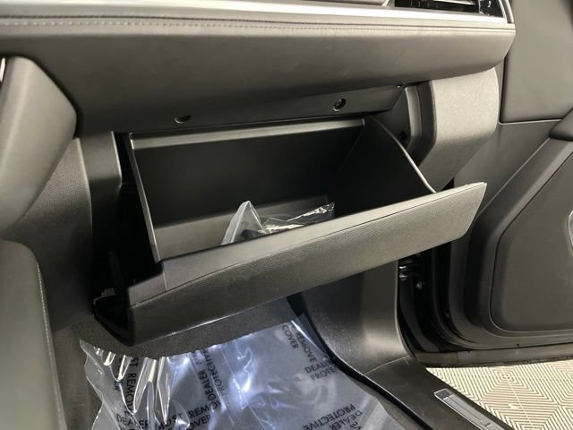Used 2025 Chevrolet Tahoe LT AWD/4WD image 38