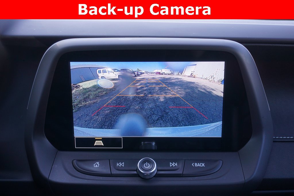 Used 2022 Chevrolet Camaro LT w/ Technology Package image 9