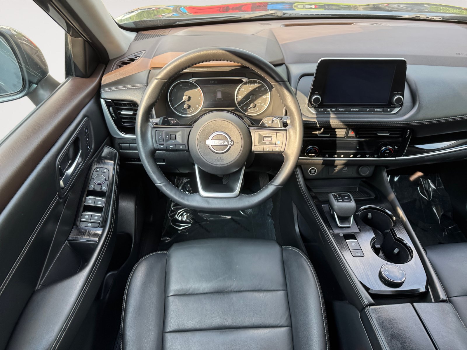 Used 2023 Nissan Rogue SL AWD/4WD image 10