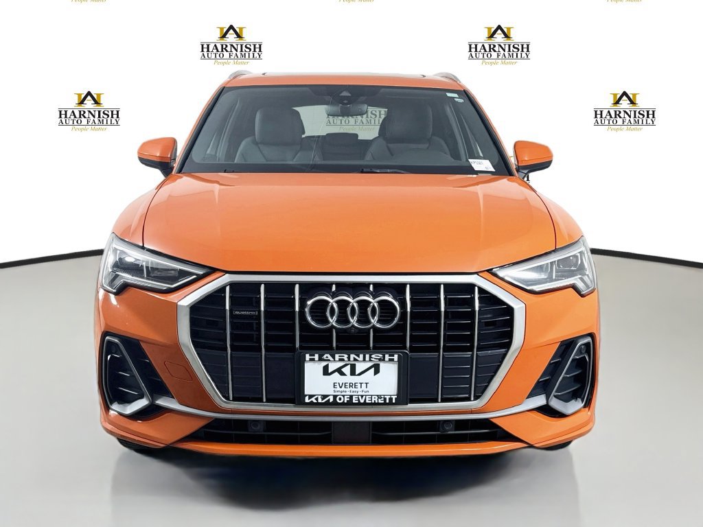 Used 2019 Audi Q3 2.0T Prestige w/ Prestige Package AWD/4WD image 2