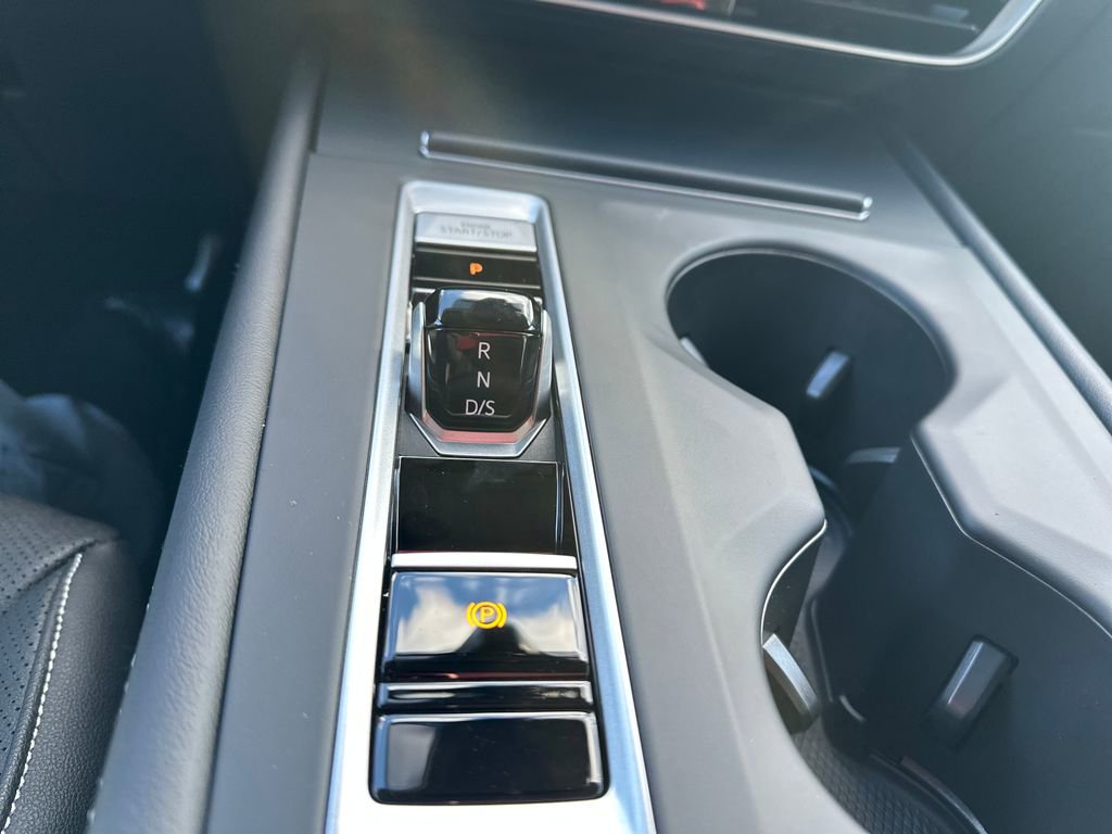 New 2026 Volkswagen Atlas SE image 12